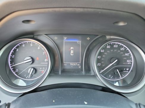 Used 2023 Toyota Camry SE FWD image 23