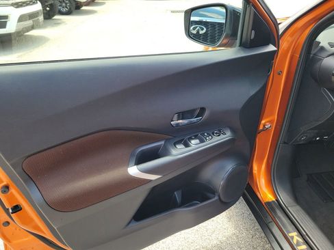 Used 2023 Nissan Kicks SR w/ Interior Electronics Package FWD image 22