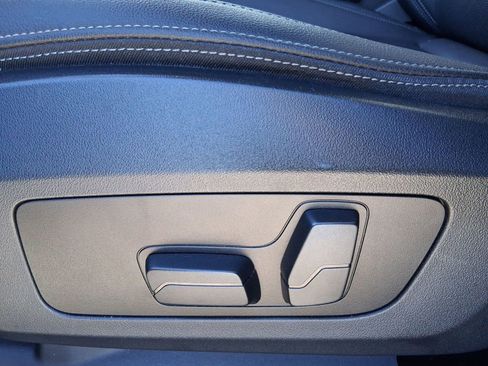 Used 2023 BMW X1 xDrive28i image 12