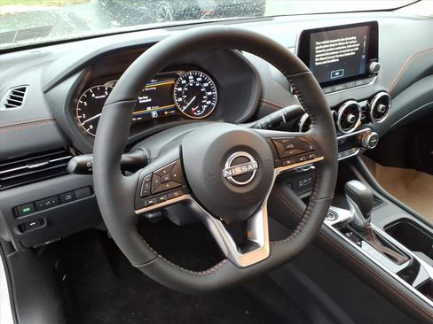 New 2025 Nissan Sentra SR w/ SR Premium Package image 5