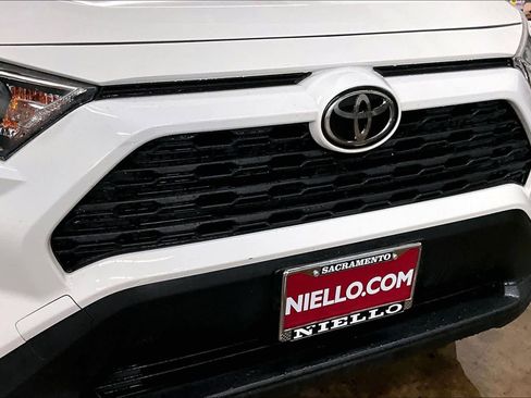 Used 2019 Toyota RAV4 XLE Premium w/ Cold Weather Package image 32