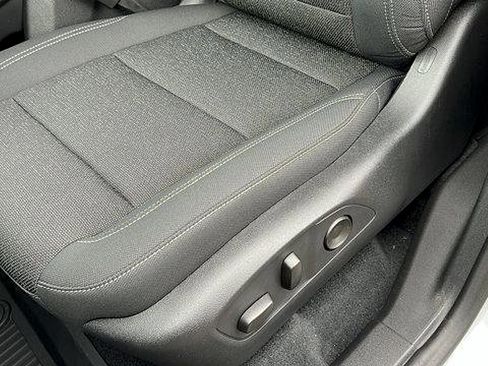 New 2026 Chevrolet Traverse LT w/ Driver Confidence Package image 17