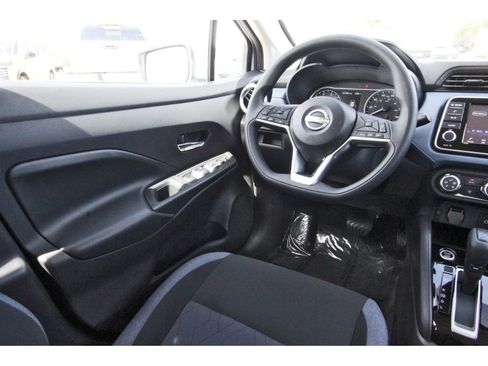 Certified 2025 Nissan Versa SV w/ Trunk Package FWD image 11