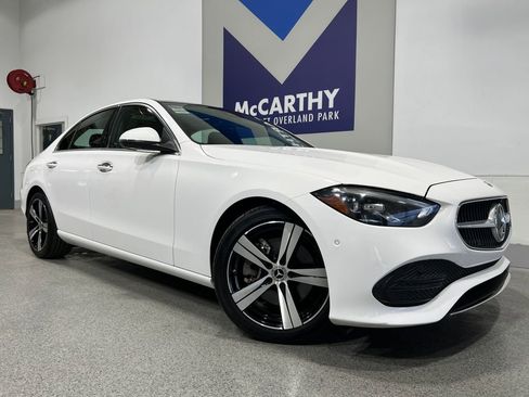 Used 2023 Mercedes-Benz C 300 4MATIC Sedan image 2