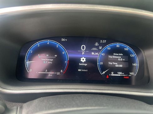 New 2026 Toyota Corolla Cross XLE image 7