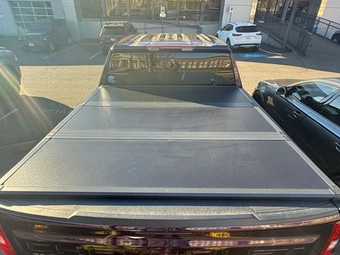 Used 2022 Chevrolet Silverado 1500 Custom image 6