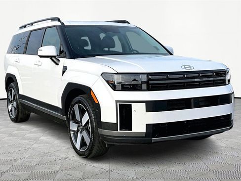 Used 2025 Hyundai Santa Fe Limited image 12