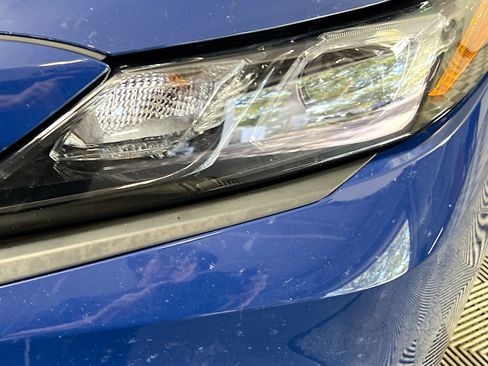 Used 2023 Toyota Camry SE FWD image 12