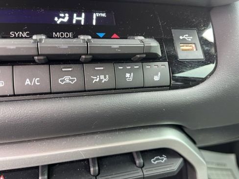 Certified 2025 Toyota Tundra Platinum image 23