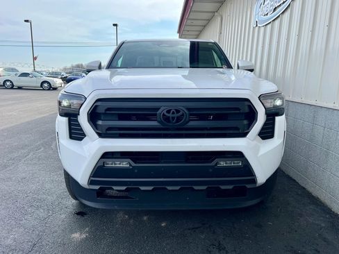 Used 2024 Toyota Tacoma SR5 image 6
