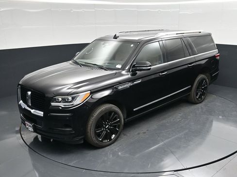 Used 2024 Lincoln Navigator L Reserve w/ Equipment Group 201A AWD/4WD image 51