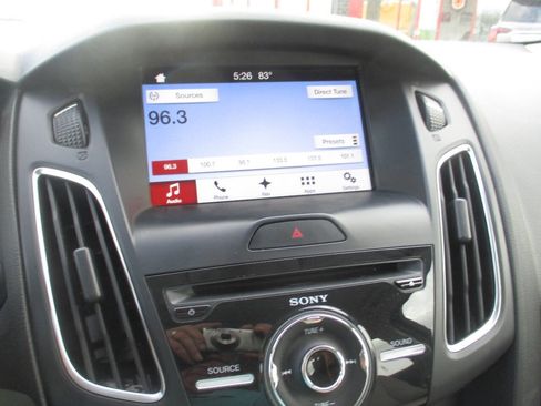 Used 2017 Ford Focus Electric Hatchback image 22