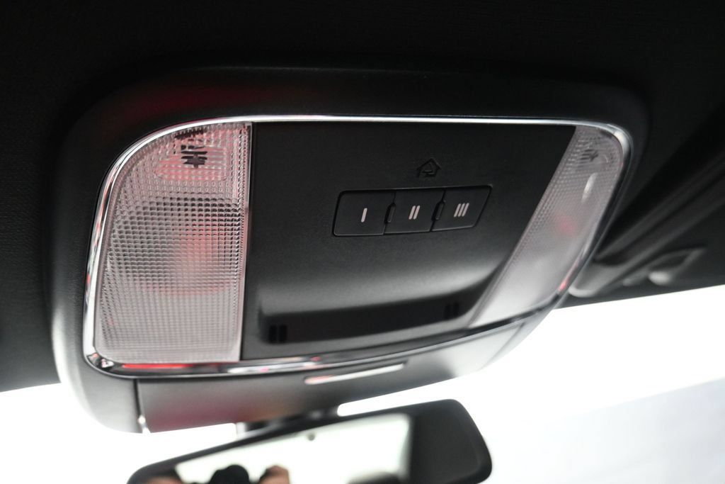 Used 2023 Dodge Charger R/T w/ Blacktop Package RWD image 12