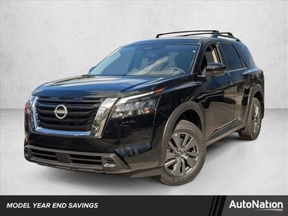 New 2025 Nissan Pathfinder SV