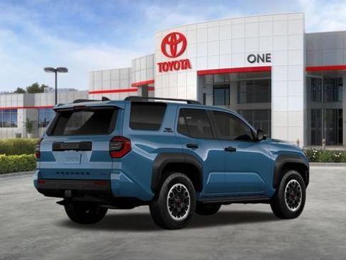 New 2026 Toyota 4Runner TRD Off-Road Premium AWD/4WD image 13