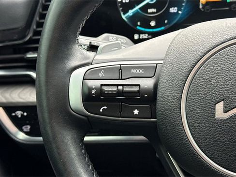 Certified 2023 Kia Sportage X-Line Prestige image 32