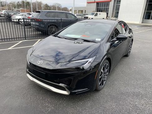 New 2026 Toyota Prius Plug-In Hybrid FWD image 4