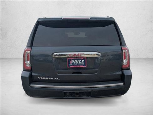 Used 2019 GMC Yukon XL Denali w/ Denali Ultimate Package AWD/4WD image 7