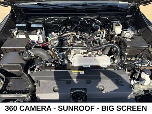 Used 2024 Toyota Tacoma Limited w/ Limited Package (LT) image 21