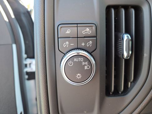 New 2026 GMC Sierra 2500 Pro w/ Convenience Package image 14