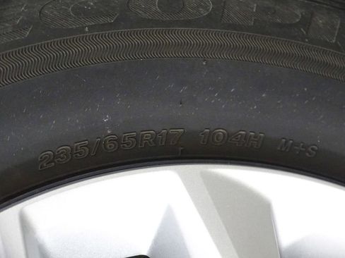 Used 2023 Honda CR-V LX image 37