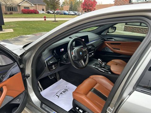 Used 2019 BMW M5 w/ Executive Package image 18