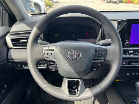 Certified 2025 Toyota Camry LE image 23