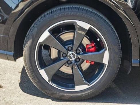 Used 2020 Audi SQ5 Premium Plus w/ Premium Plus Package image 2