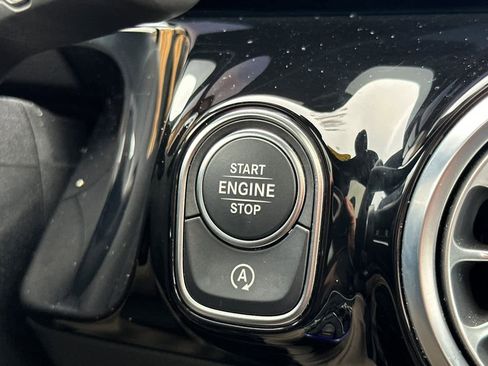 Certified 2025 Mercedes-Benz GLA 250 image 22