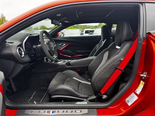 Used 2022 Chevrolet Camaro SS RWD image 24