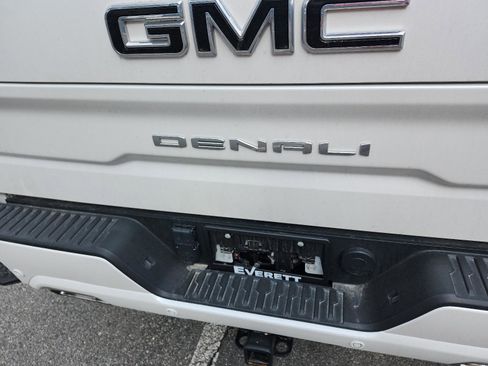 Used 2024 GMC Sierra 1500 Denali image 4