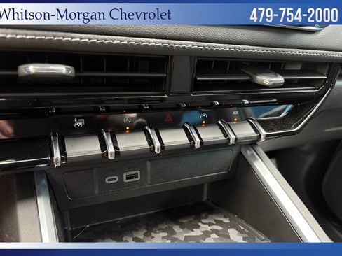 Used 2024 Chevrolet Colorado LT w/ LT Convenience Package III image 29