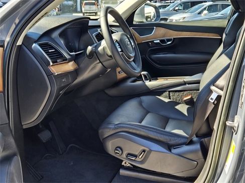 Certified 2023 Volvo XC90 B6 Plus image 14