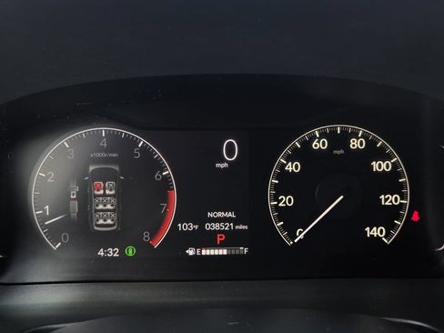 Used 2023 Honda Pilot Touring image 23