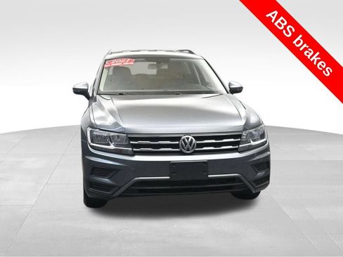 Used 2021 Volkswagen Tiguan SE AWD/4WD image 8