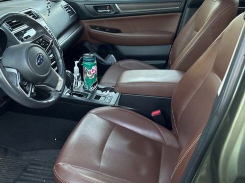 Used 2018 Subaru Outback 3.6R Touring image 15