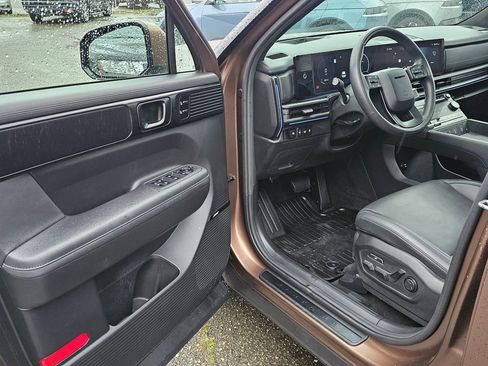 Used 2024 Hyundai Santa Fe Calligraphy AWD/4WD image 17