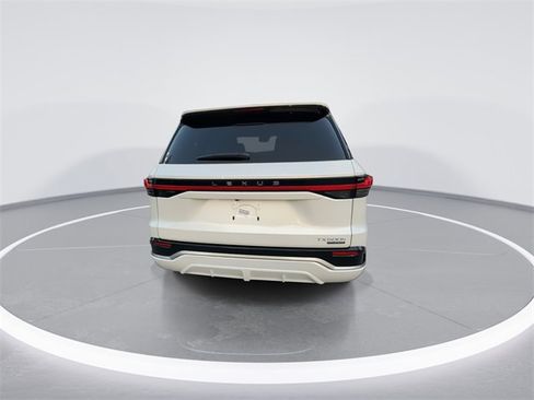 Certified 2026 Lexus TX 500h AWD w/ Technology Package image 7