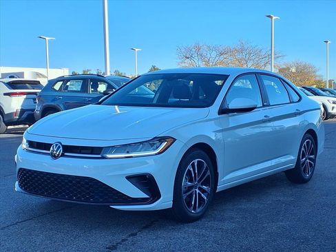 New 2026 Volkswagen Jetta Sport image 2