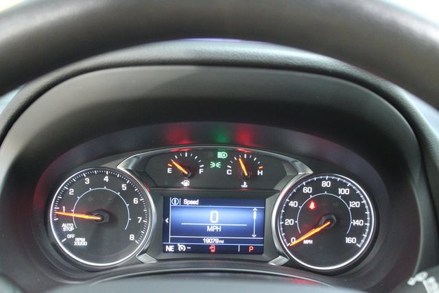 Used 2024 GMC Terrain SLE w/ LPO, Floor Liner Package FWD image 18