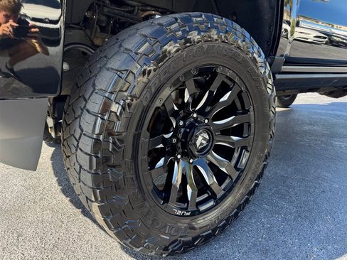 Used 2019 Chevrolet Silverado 2500 LTZ w/ Duramax Plus Package AWD/4WD image 10
