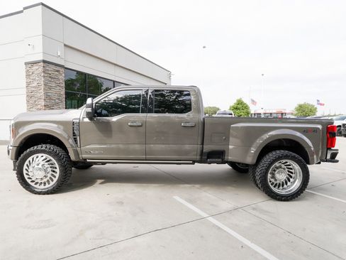 Used 2026 Ford F450 King Ranch w/ Chrome Package AWD/4WD image 13
