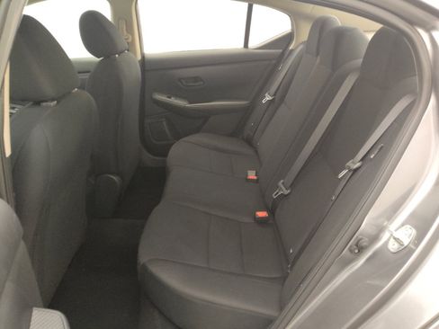 Used 2024 Nissan Sentra S FWD image 18