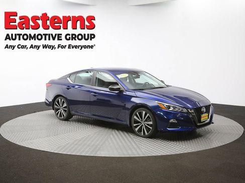 Used 2022 Nissan Altima 2.5 SR FWD image 46