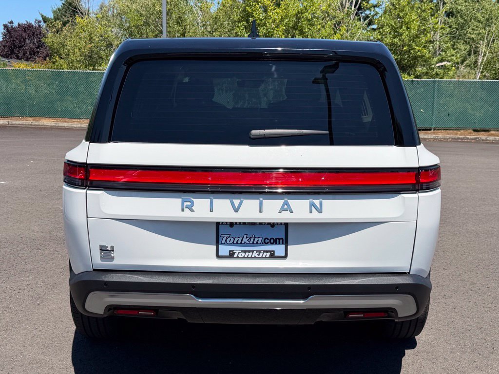 Used 2024 Rivian R1S Adventure Dual AWD/4WD image 6