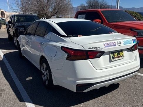 Used 2024 Nissan Altima 2.5 S image 3