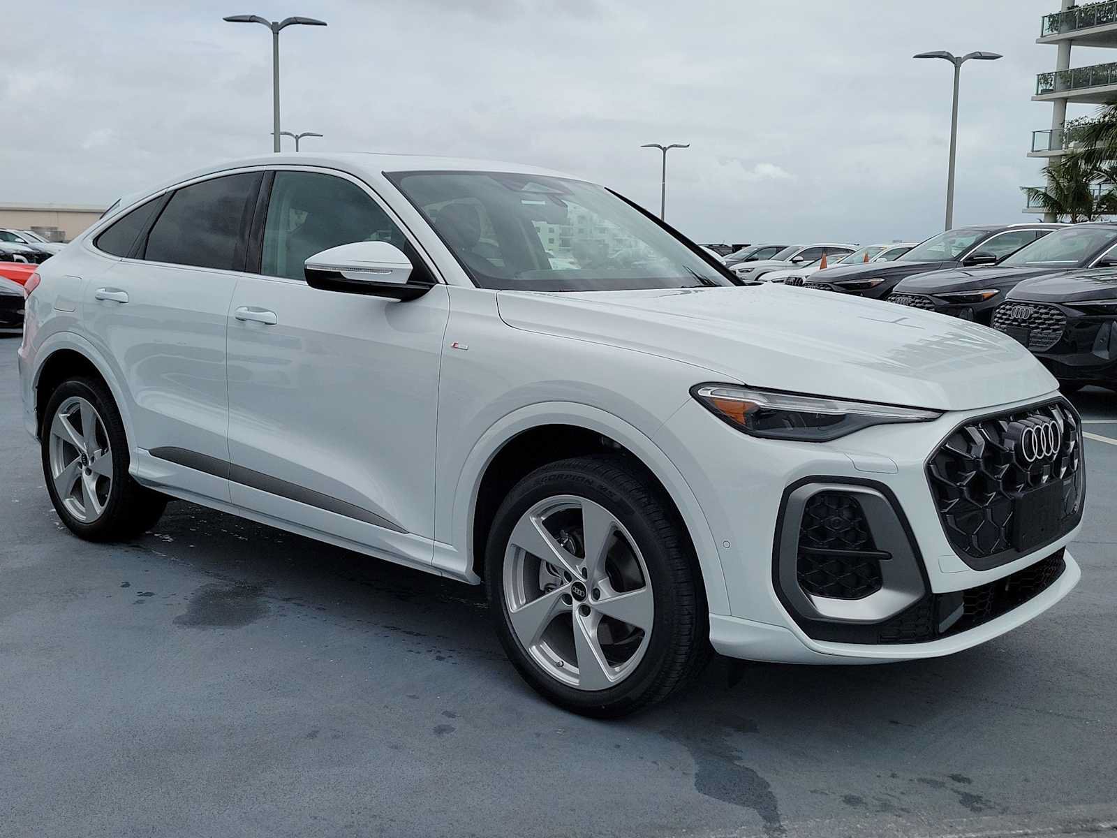 New 2026 Audi Q5 Premium Plus AWD/4WD image 8