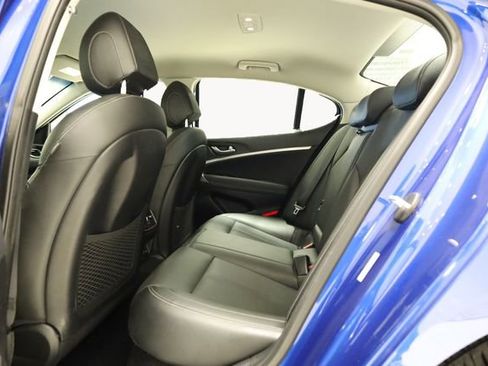 Used 2019 Genesis G70 2.0T Advanced image 28