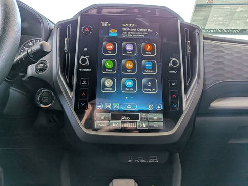 Used 2025 Subaru Forester Limited image 18