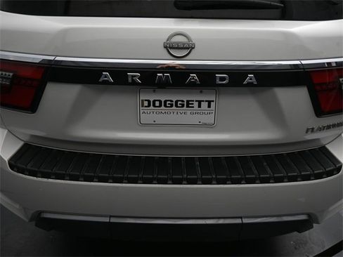 Used 2024 Nissan Armada Platinum w/ Captain's Chairs Package image 27